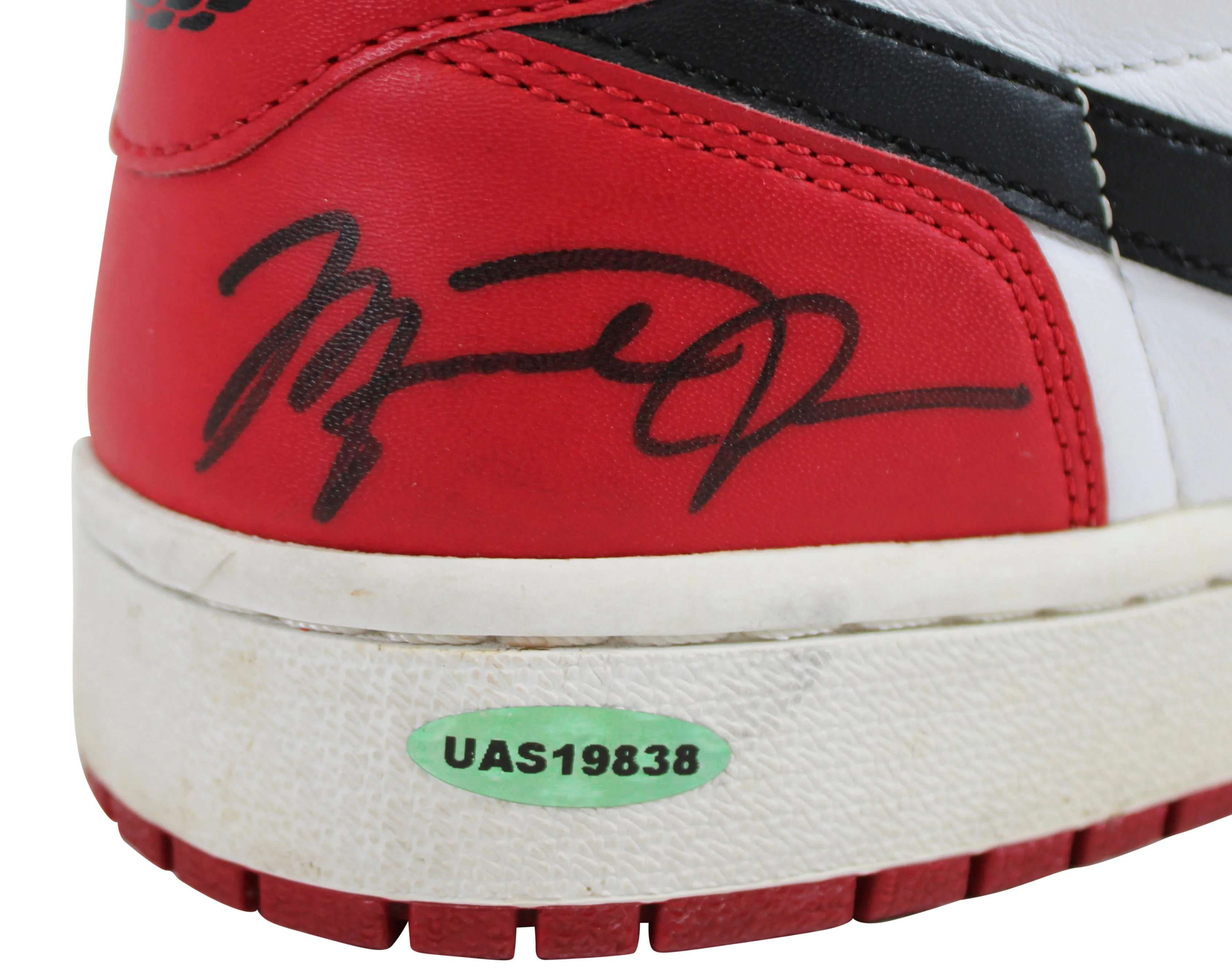 Bulls Michael Jordan Signed shoes Air Jordan I Retro OG Low UDA #UAS19838