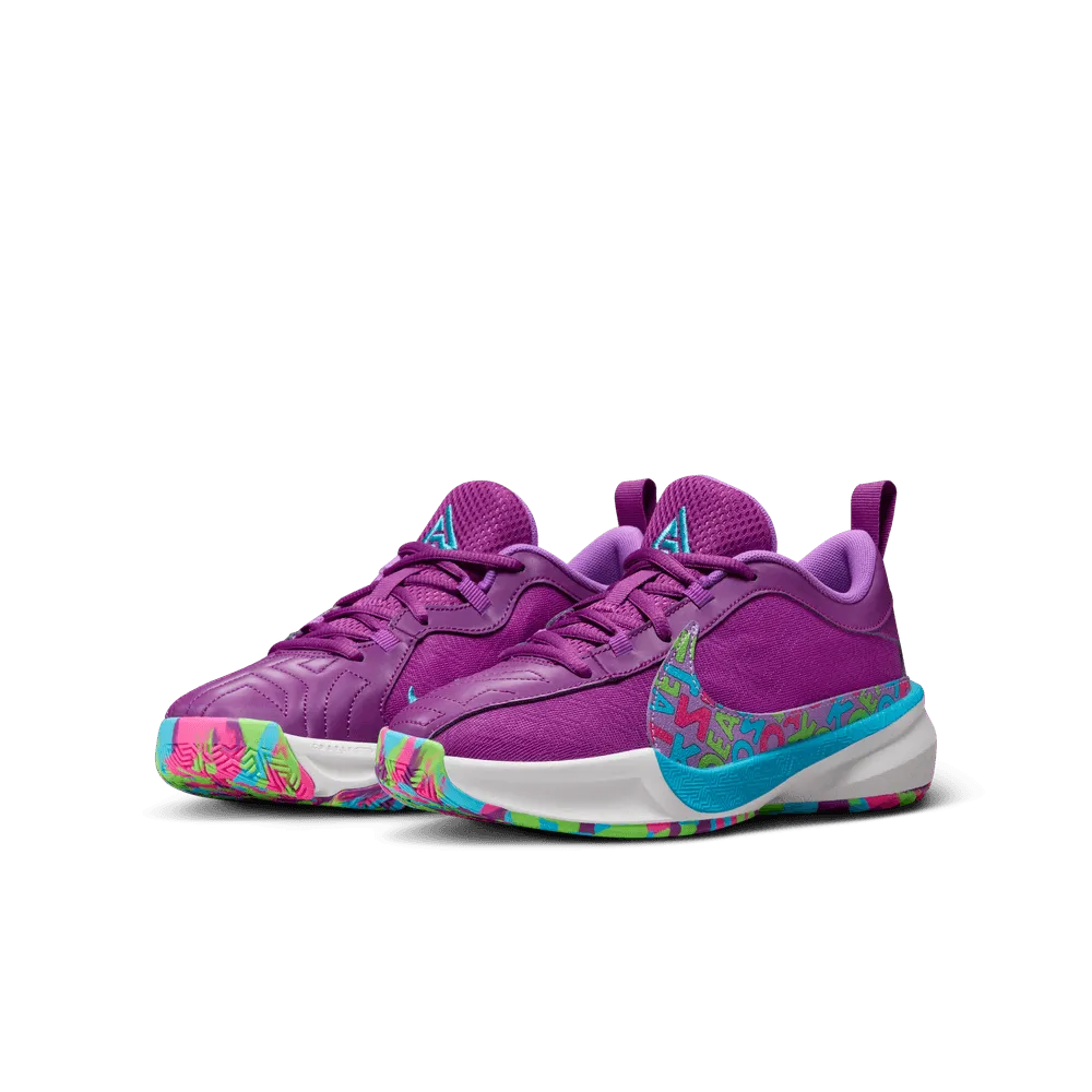 Giannis Antetokounmpo Freak 5 Big Kids' Basketball Shoes (GS) 'Berry/Fuchsia'