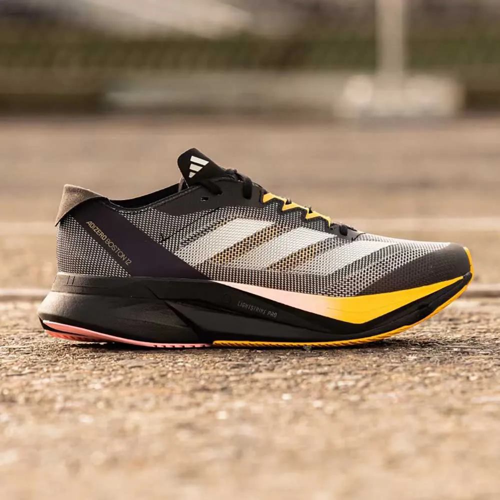 Men's Boston 12 Running Shoe - Core black/Zero met/Spark