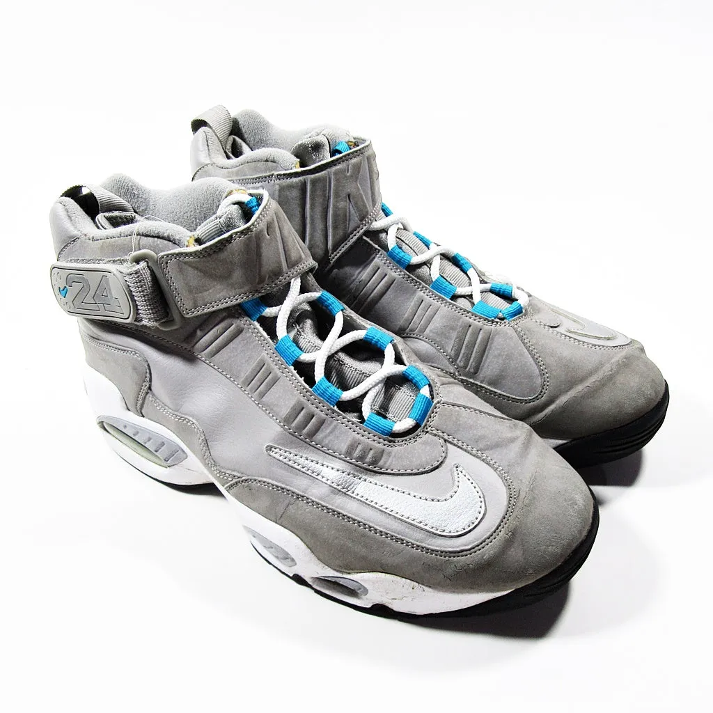 NIKE 24