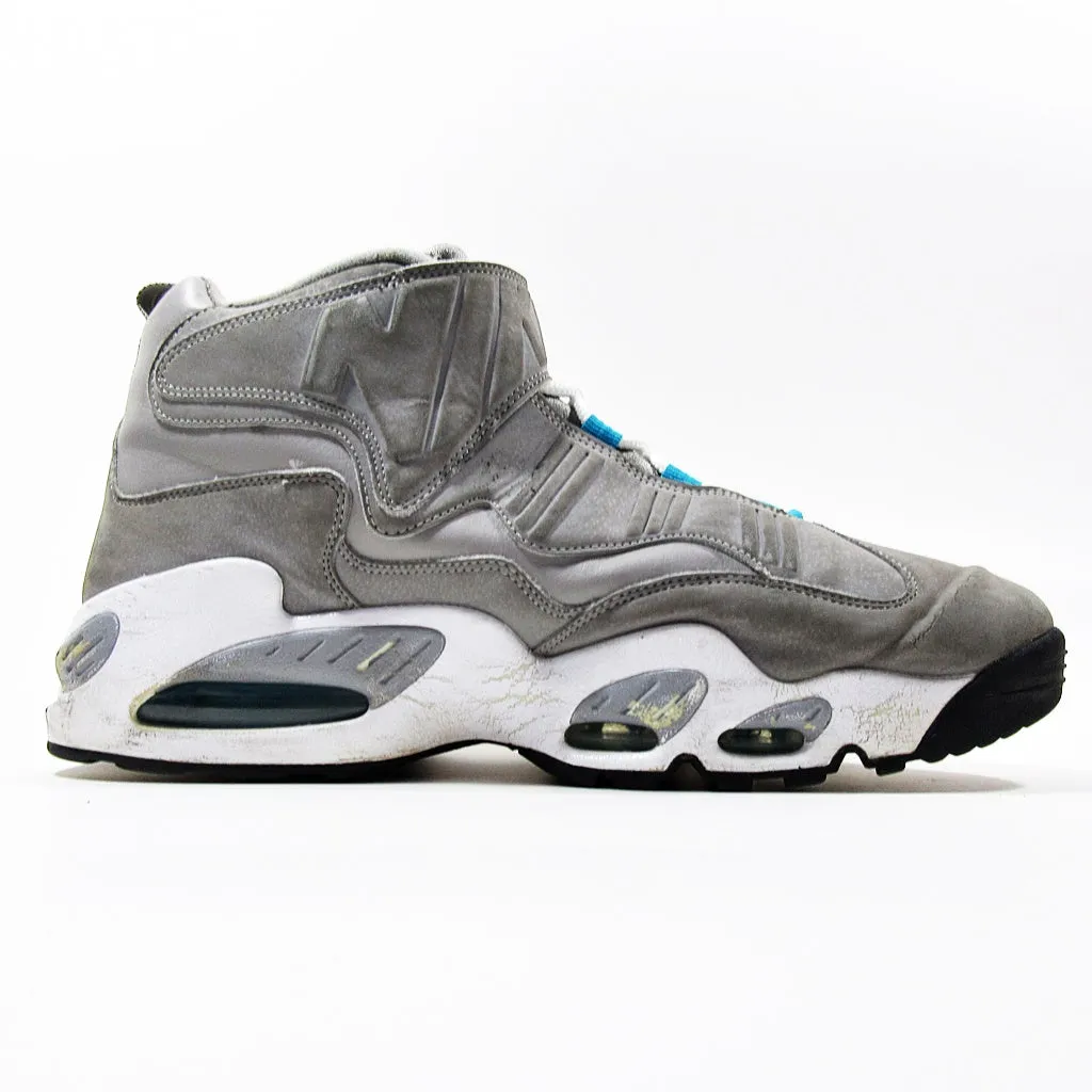 NIKE 24