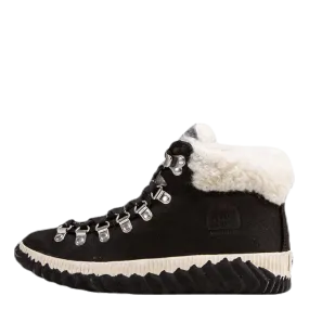 Out n About Plus Conquest Black